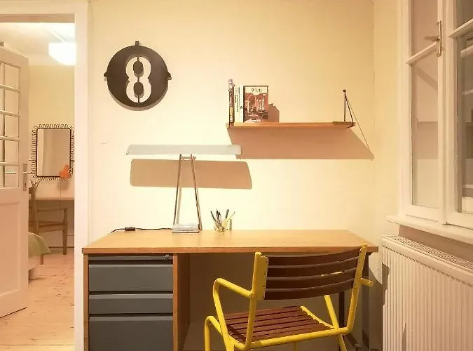 Apartman Kleine Haus - Vintage-apartment Im Innenhof *